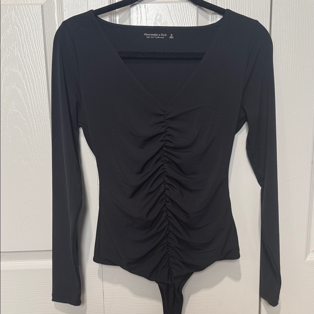 Abercrombie Black Ruched Long Sleeve Bodysuit size medium
